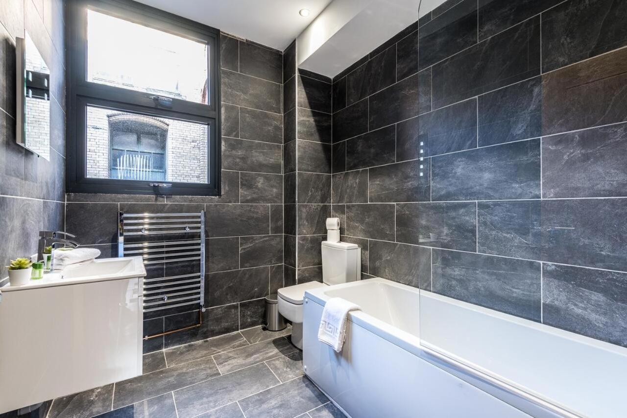 ליברפול 27 Stanley Street Aparthotel By Ustay מראה חיצוני תמונה